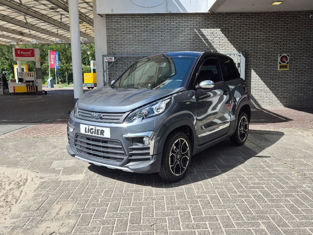 Ligier JS60 Chic SUN airconditioning stuurbekrachtiging multimedia
