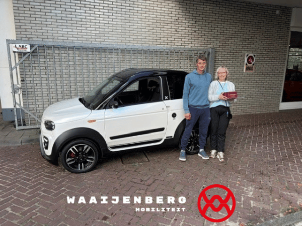 Microcar M.Go X afgeleverd aan mevrouw Toet | Waaijenberg Aflevering Microcar Mw. Toet